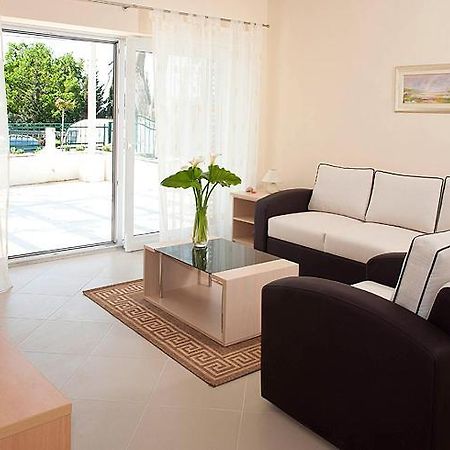 Spacious 1 Bedroom 4 Star Apartment, Mlini Kültér fotó