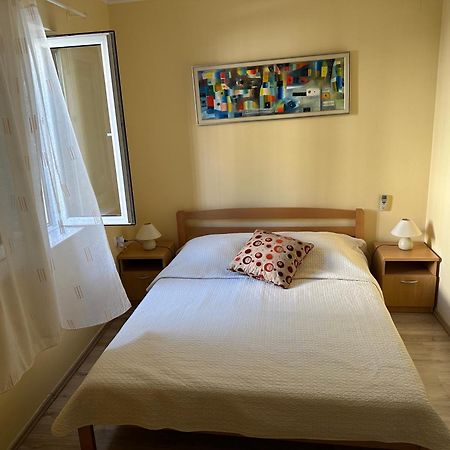 Spacious 1 Bedroom 4 Star Apartment, Mlini Kültér fotó