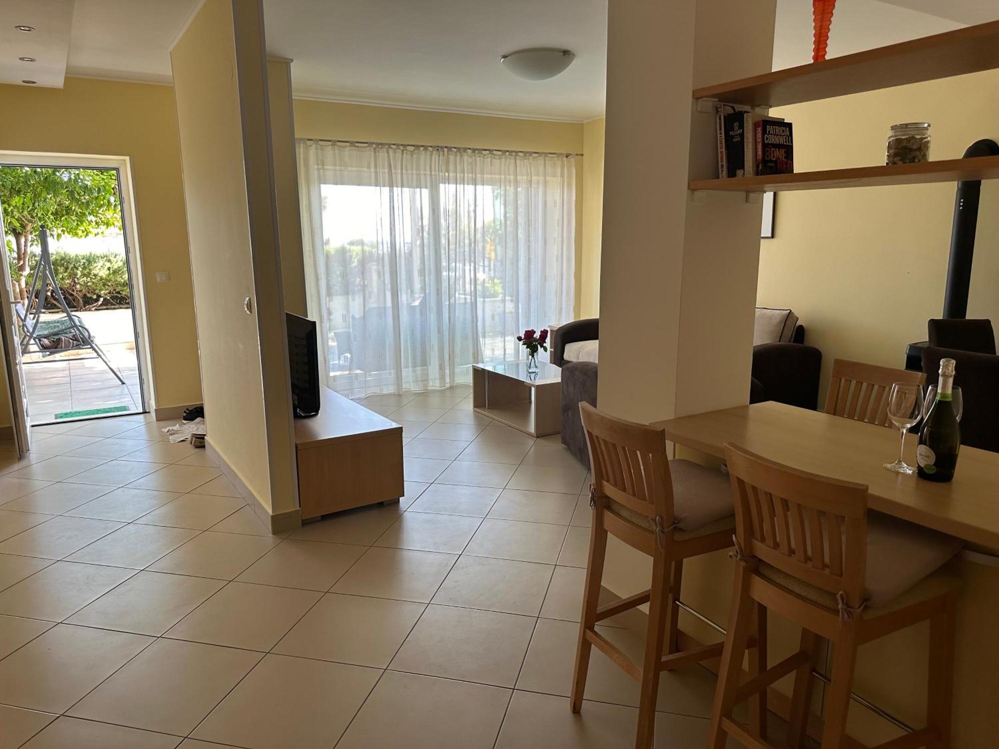 Spacious 1 Bedroom 4 Star Apartment, Mlini Kültér fotó