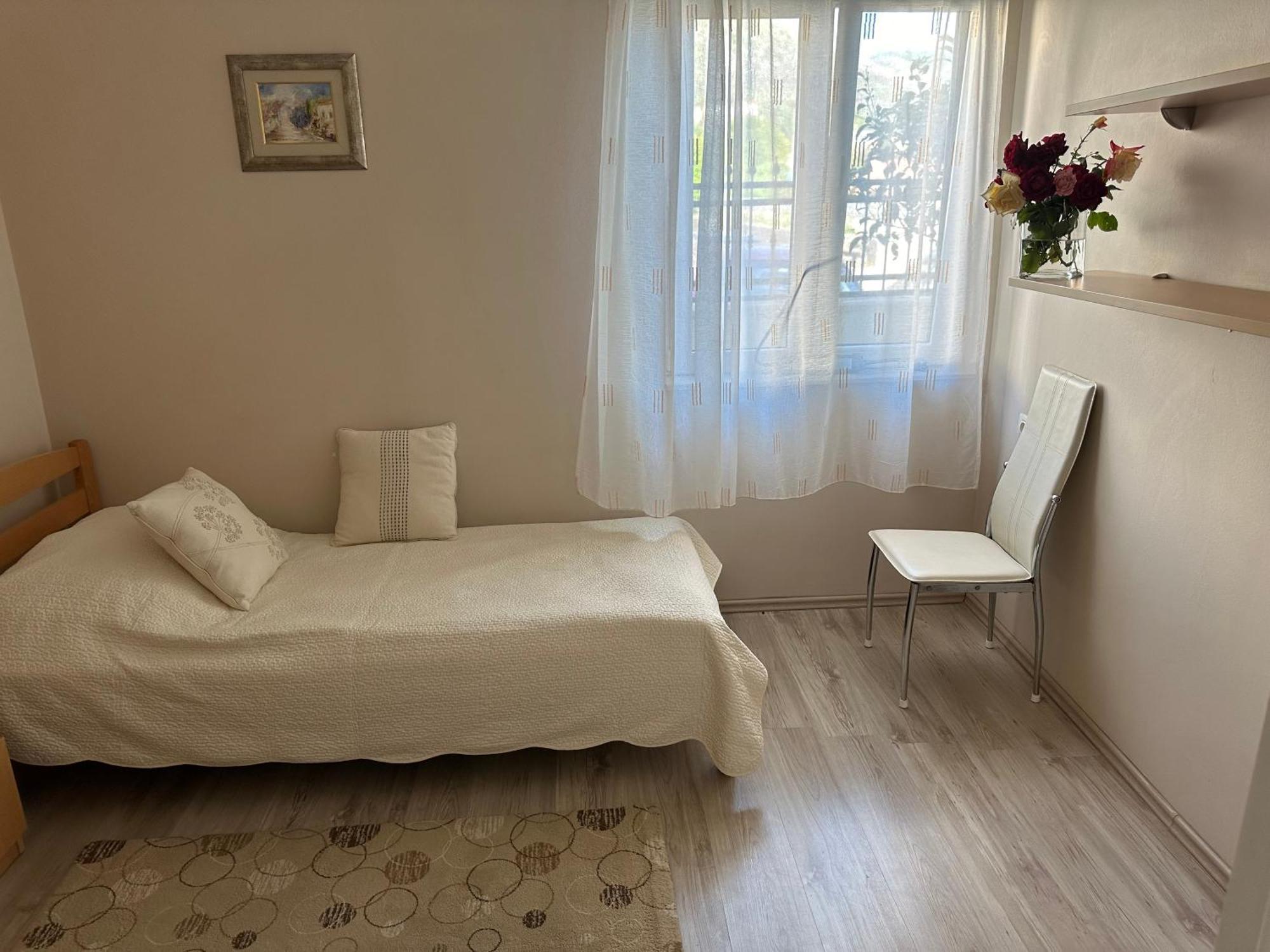 Spacious 1 Bedroom 4 Star Apartment, Mlini Kültér fotó