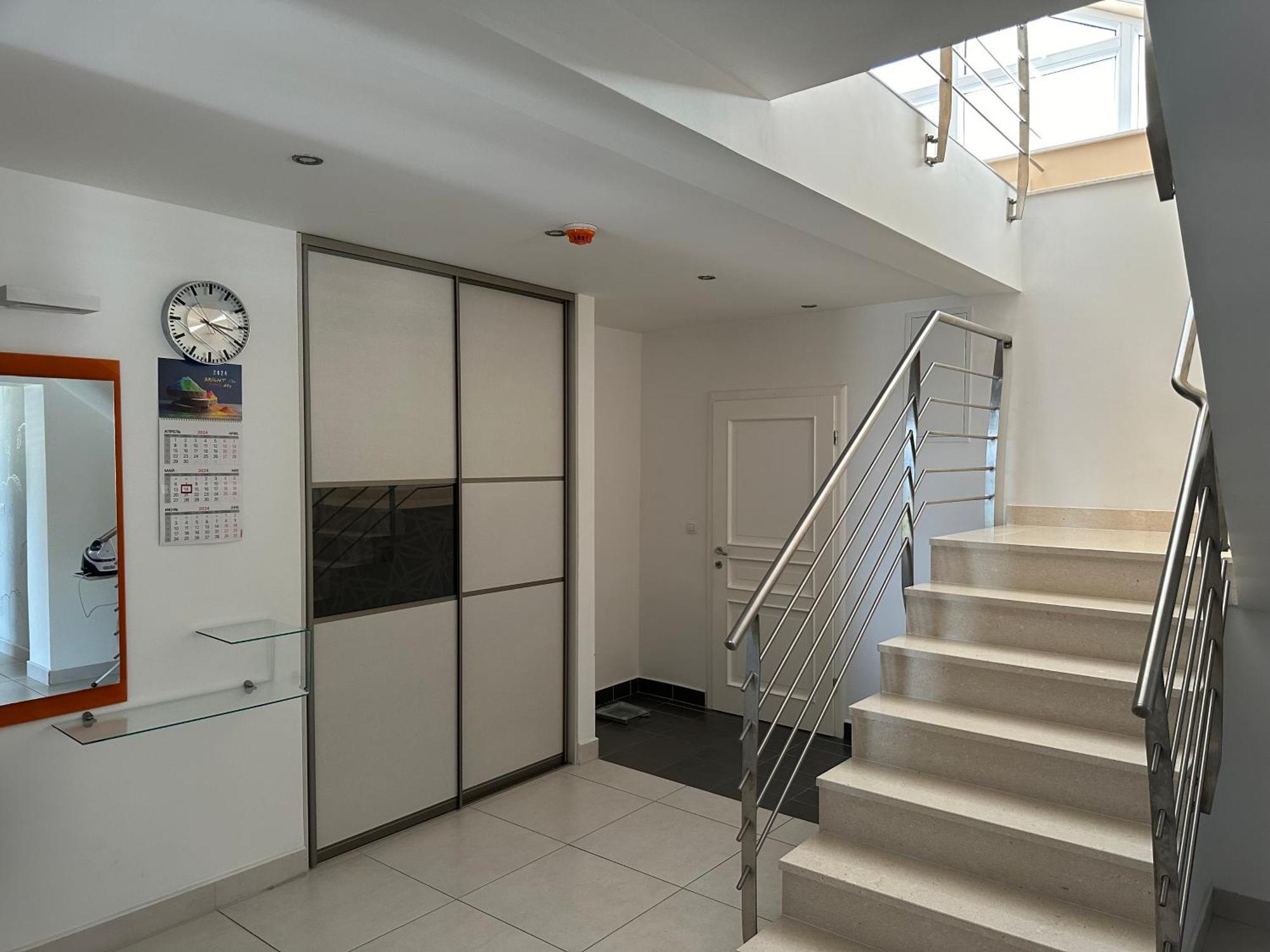 Spacious 1 Bedroom 4 Star Apartment, Mlini Kültér fotó